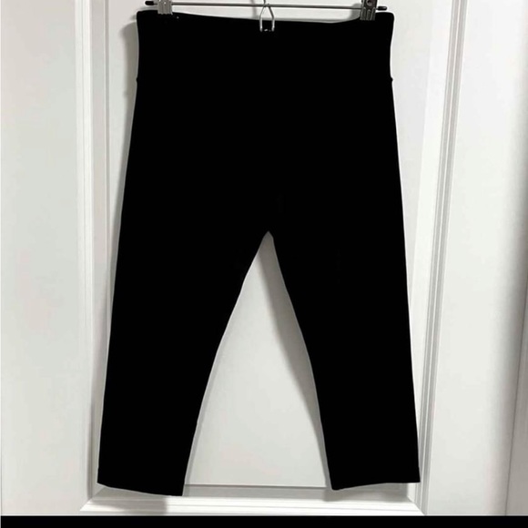 Lulu lemon x3 - Picture 3 of 4